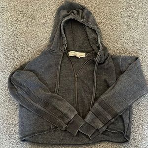 Vintage Cabana Cropped Hoodie